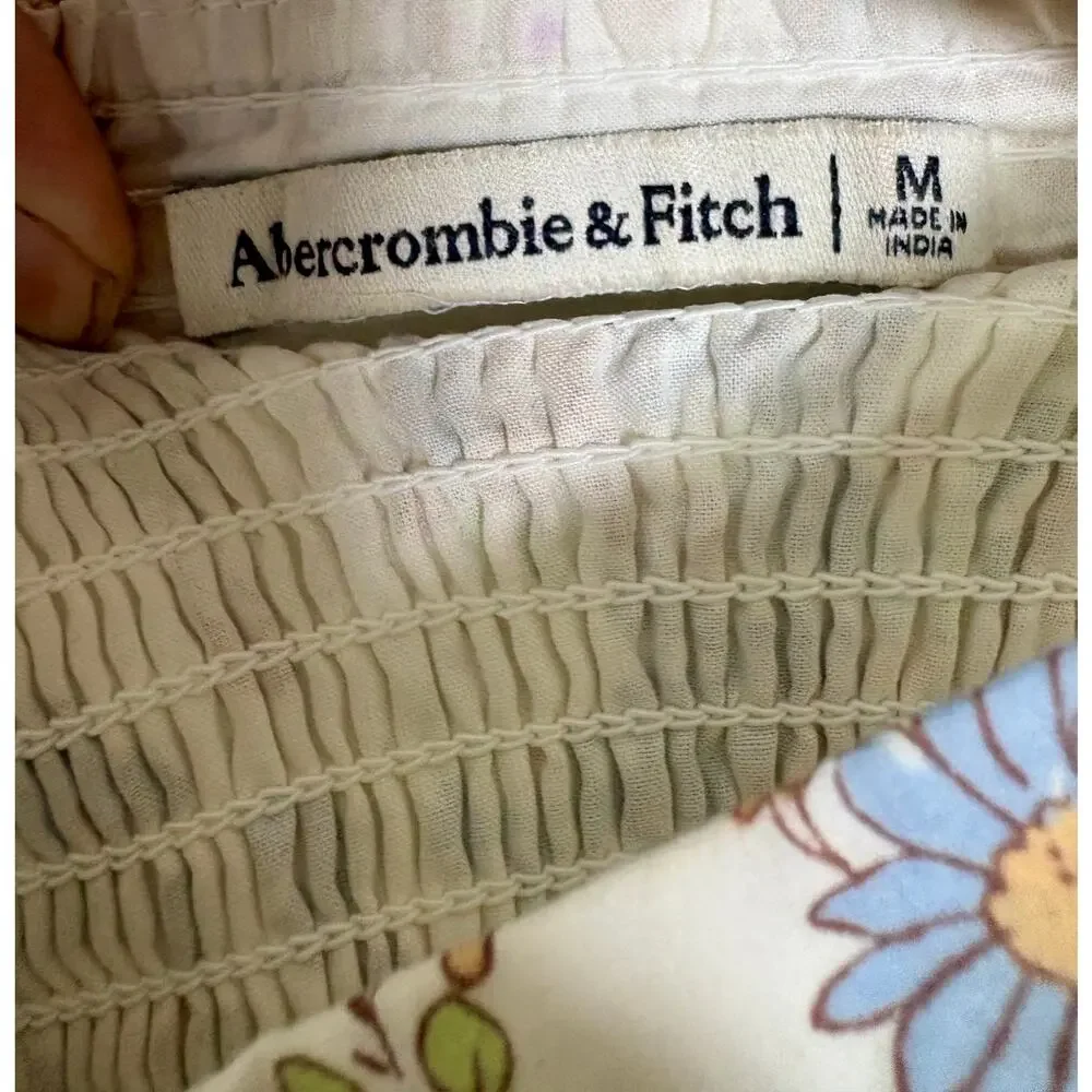 Abercrombie & Fitch White Blue Floral Smocked Puff Sleeve Crop Top Blouse Size M